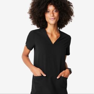 Figs Casma Three Pocket Scrub Top